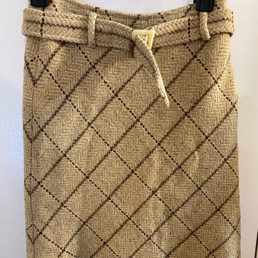 VINTAGE Elina Createur Long Wool Skirt Size 7.